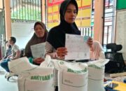 233 Warga Desa Padang Pandan Terima Bantuan Beras, Program BAPANG